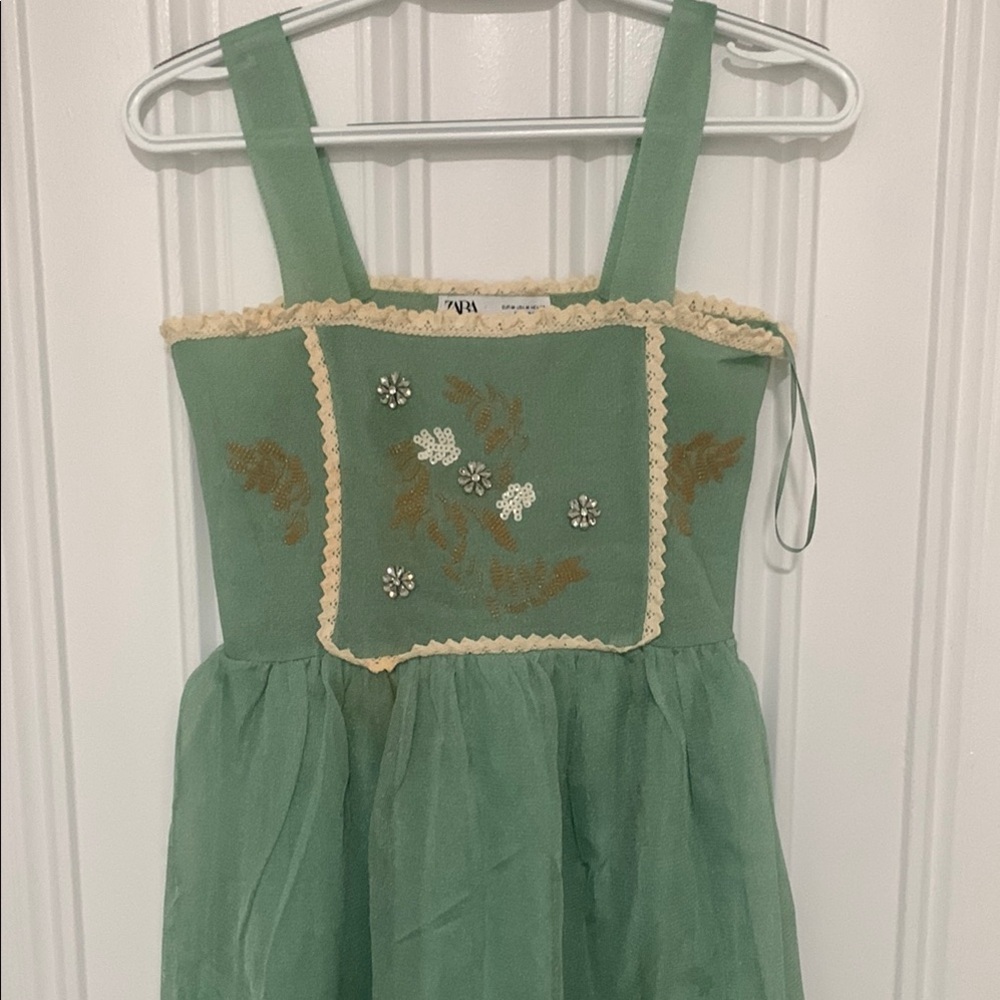 Zara Green Embroidered Dress with Floral Details, limited edition